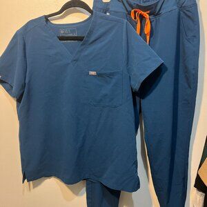 FIGS ZAMORA JOGGERS & SCRUB TOP